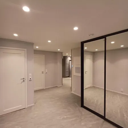 K8 Apartment *